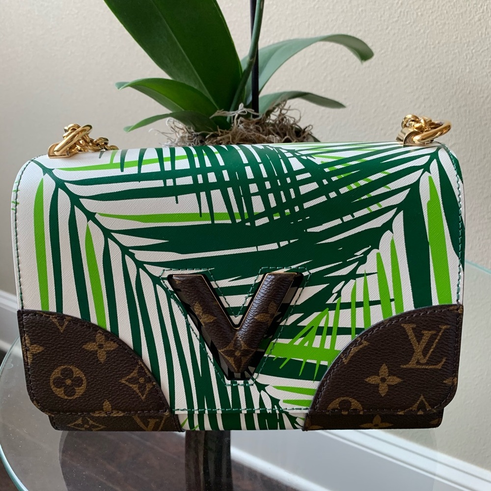 LOUIS VUITTON TROPICAL - Picture 2 of 6